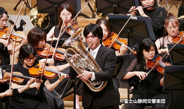 富士山静岡交響楽団との共演